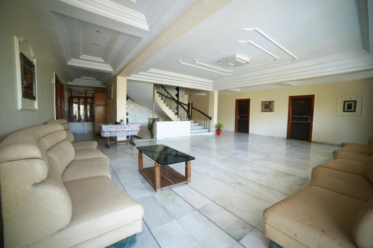 Hotel Sheratone Ábú-hegy Kültér fotó