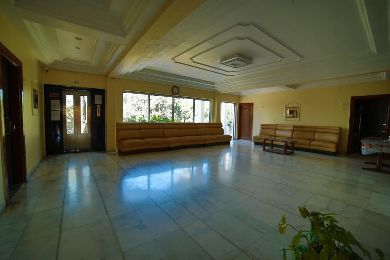 Hotel Sheratone Ábú-hegy Kültér fotó