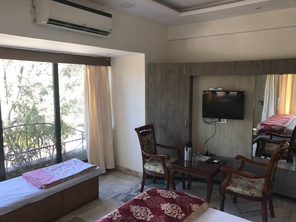 Hotel Sheratone Ábú-hegy Kültér fotó