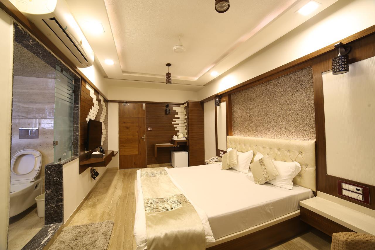 Hotel Sheratone Ábú-hegy Kültér fotó
